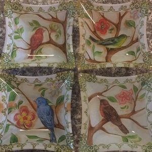 Set of 4 glass bowls